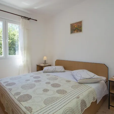 Seafront Dana - Two Bedroom With Terrace And Sea View アパート *