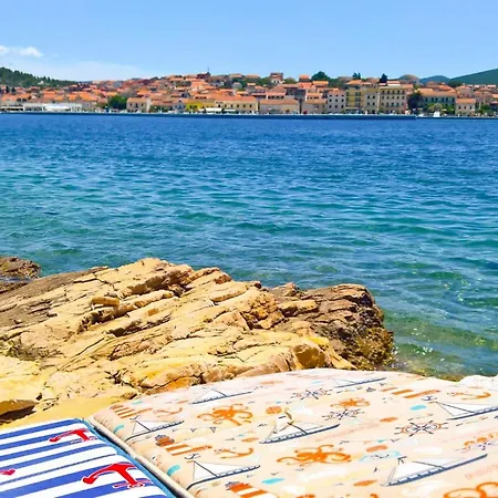 Seafront Dana - Two Bedroom With Terrace And Sea View Apartment