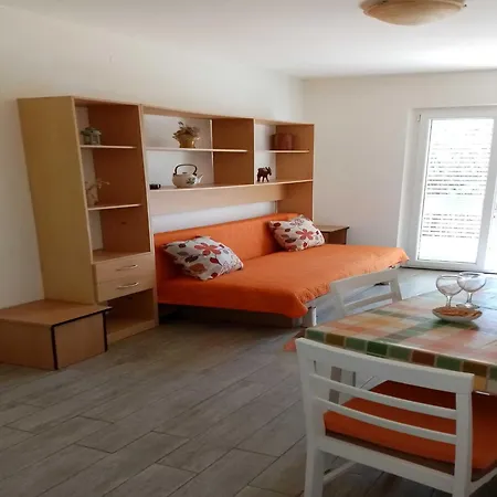 Apartment Seafront Dana - Two Bedroom With Terrace And Sea View Vela Luka