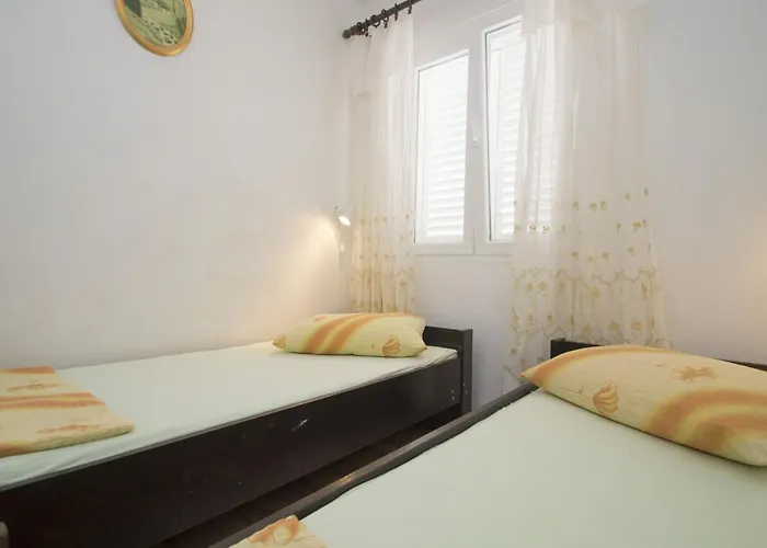 Seafront Dana - Two Bedroom With Terrace And Sea View 公寓 *